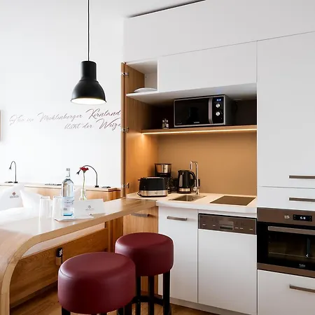 Hof-suiten * Waren (Müritz)